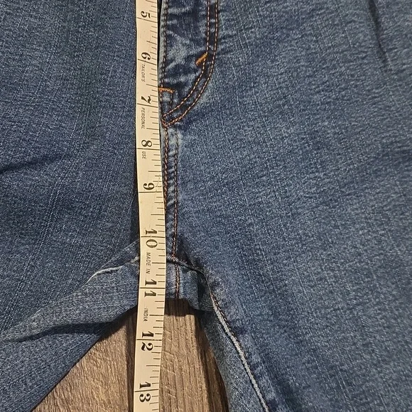 Levi's 512 Women's Size 8M Perfectly Slimming Bootcut Jeans Stretch - Picture 4 of 8